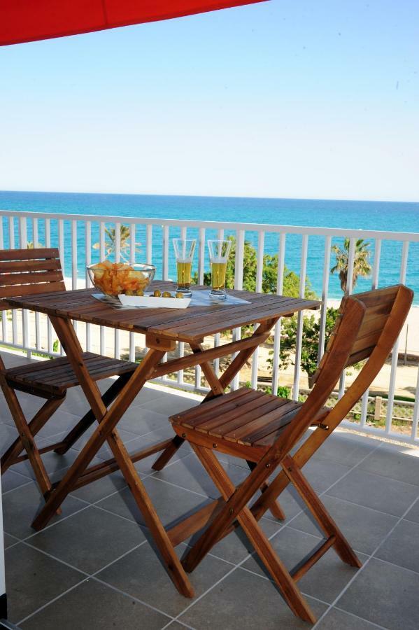 Apartamento Frente Al Mar Canet De Mar Zewnętrze zdjęcie